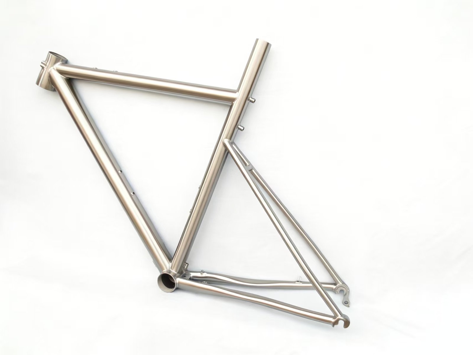 Endurance Titanium Road Bike -High Stack Design - Image 2